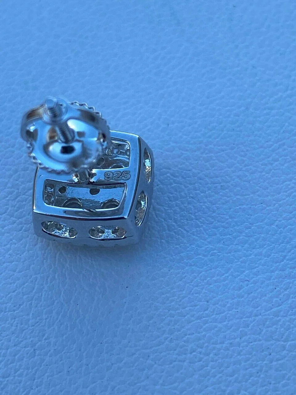 Thumbnail 11